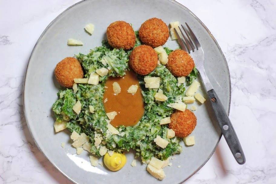 Bitterballen and Boerenkoolstamppot